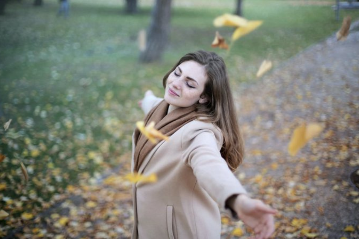 You are currently viewing Emotional Minimalism: A Path to Freedom from Compulsive Eating